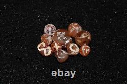 10 Large Ancient Etched Carnelian Beads with Rare Pattern in Very Good Condition