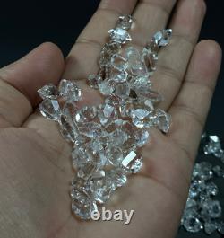 174.0 grams white Top quality diamond quartz terminated crystals whole sale lot
