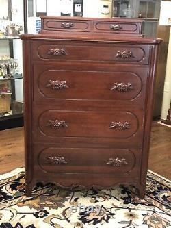 1950s Lillian Russell Collection Davis Cabinet Company Bedroom Furniture Company