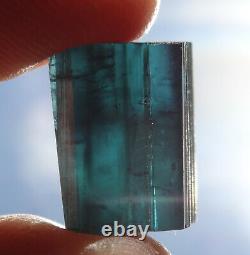 28CARATS WHOLE SALE OLD STOCK Tourmaline indicolite blue rough FACET/CARVING