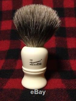 2 The Grosvenor Shaving Brushes, 1 Super Badger, 1 Pure Badger