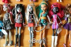 33 Monster High Collectible Dolls & Clothing And Accessories Lot Huge Lot