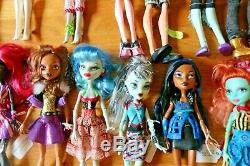 33 Monster High Collectible Dolls & Clothing And Accessories Lot Huge Lot