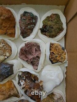 4Lb Wholesale Rare minerals Flat of 22 specimens of high quality Collection, #32