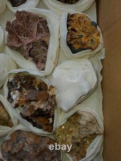 4Lb Wholesale Rare minerals Flat of 22 specimens of high quality Collection, #32