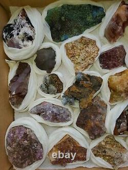 4Lb Wholesale Rare minerals Flat of 22 specimens of high quality Collection, #32