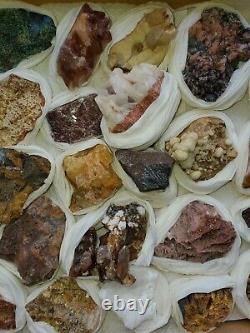 4Lb Wholesale Rare minerals Flat of 22 specimens of high quality Collection, #32