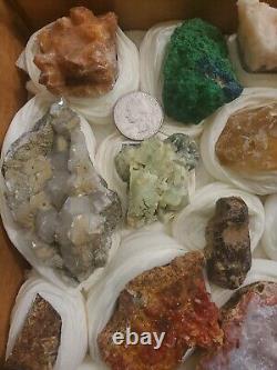 4Lb Wholesale minerals Flat Box of 27 specimens of high quality Collection, #36