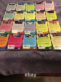 62 Complete Set 1-62 Goosebumps All Original Series Books! 19 Collectibles