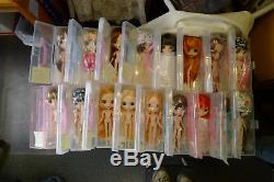 AMAZING collection of 2006 RBL Blythe Dolls most in carrying cases 29 in all