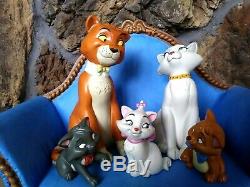 ARISTOCATS FAMILY GROUPING ON SOFA BASE, WDCC FIGURINES, All New, MIB, with COA