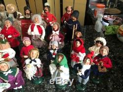 BYERS' CHOICE CAROLERS Lot of 31