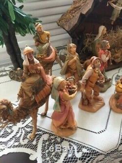 Fontanini Nativity Set Vintage Roman Depose Italy 22 PiecesSpider