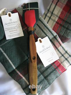 HEARTH AND HAND MAGNOLIA HOLIDAY PLAID Christmas OVEN MITTS Potholders SPATULAS