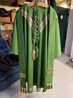 HOLY ROOD Seven Church Vestments