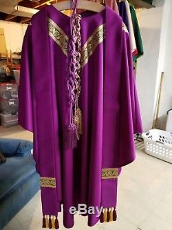 HOLY ROOD Seven Church Vestments