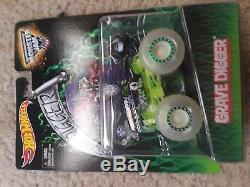 Hot wheels monster jam Collectible glow in the dark Grave Digger htf trucks