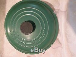 LE CREUSET ENAMEL CAST IRON FENNEL GREEN BRASIER withLID #26 2.25 QT EXCELLENT