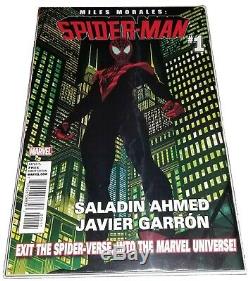 (LOT OF 3) ULTIMATE SPIDER-MAN #1 & MARVEL PREVIEWS WithMILES ON BACK COVER