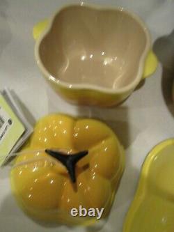 Le Creuset Enamel Cast Iron Yellow Bell Pepper & Stoneware 13oz Bell Pepper