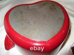 Le Creuset Enameled Cast Iron Cerise Heart 2.25 Qt & Cerise Cast Iron Trivet