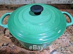 Le Creuset Enameled Cast Iron Green Dutch Oven #22 Clean Pristine