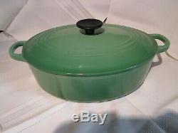 Le Creuset Enameled Cast Iron Oval Dutch Oven Hibiscus Green #27, 3.5 Qts Mint