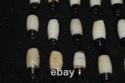 Lot Sale 28 Ancient Agate Stone Chungzi Dzi Beads with Stripes in Good Condition