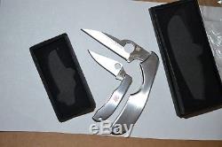 Lot of 2 Spyderco knives all stainless China-made with boxes Honeybee & Kiwi