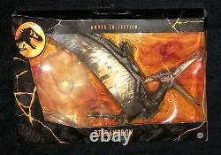 Mattel? Jurassic World Amber Collection Velociraptor Delta Pteranodon