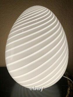 Pair Of Original Vintage MID Century Maestri Murano 17 White Swirl Egg Lamps