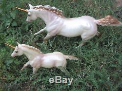 RARE Orion & Zorian Magical Unicorn set Stallion & Foal 2002 Breyer #410802