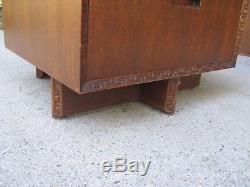 Rare Frank Lloyd Wright Mahogany Furniture Collection Lot Of 4 Pcs Signed Hutch