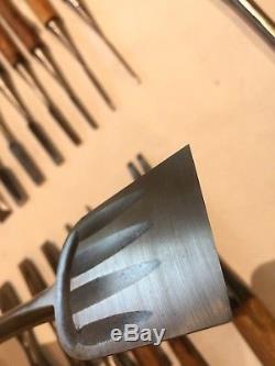 Set of 25 Japanese Wood Chisels, Bench & Timber Framing Tools Vintage Nomi