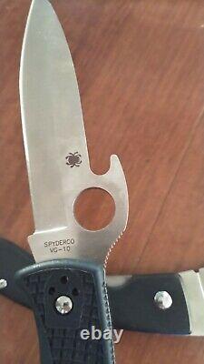 Spyderco pocket knives, Lum and Endura 4