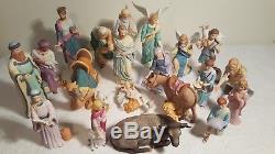 VINTAGE 1991 LENOX RENAISSANCE NATIVITY SET 22 pcs /Seven (7) Boxes & COA