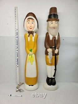 Vintage Thanksgiving Blow Mold Pilgrims Union Products Don Featherstone 1996