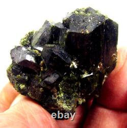 WHOLESALE. LOT of 18 PIECES of GREEN EPIDOTE FINE CRYSTALS on MATRIX from PERÚ