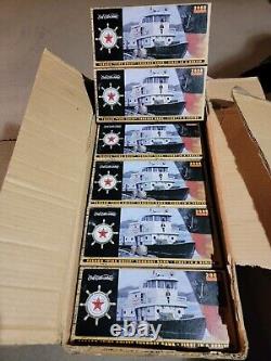 Wholesale Lot CASE of 24x Ertl Texaco 2000 Edition FIRE CHIEF Tugboat Bank NEW