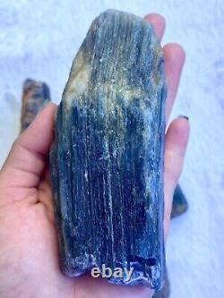 Wholesale Natural Rough Kyanite Stone for Cut healing and meditation